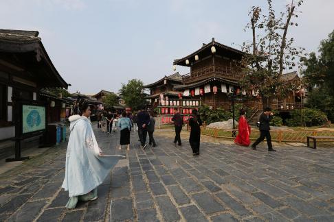 Visiting the Ancient City 3