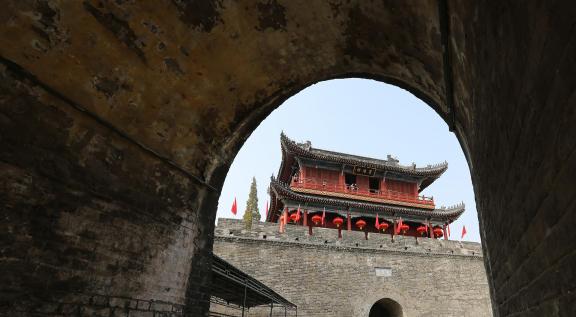 Visit the ancient city 107