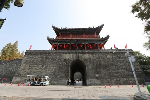 Visit the ancient city 109