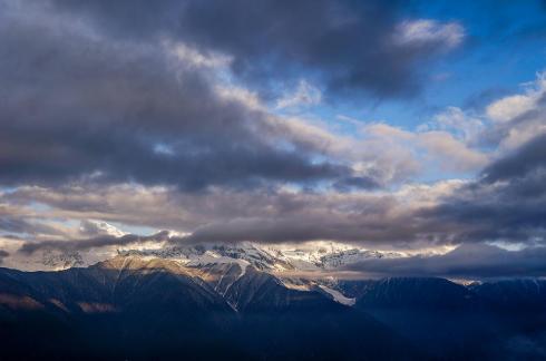 Cloud Cliff Dawn View 6
