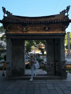 Under the heavy eaves 3