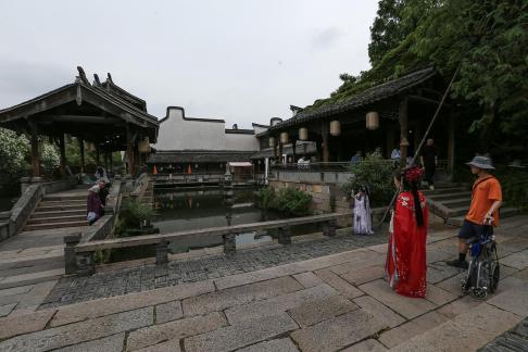 Time steps slowly 27