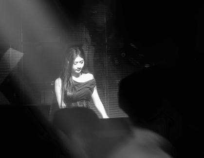 Female DJ 4