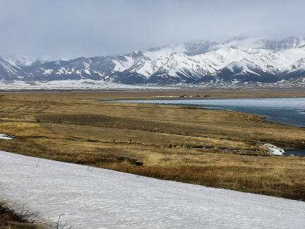 Quiet Mooring in Snowy Fields 1