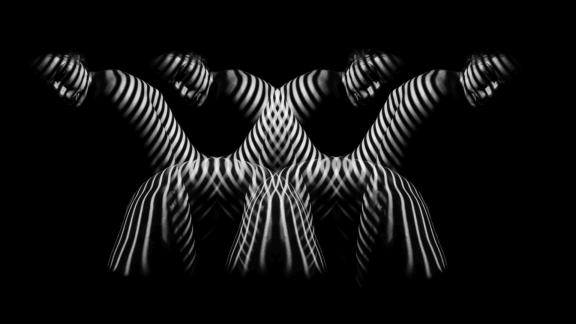 Bodylines 2819