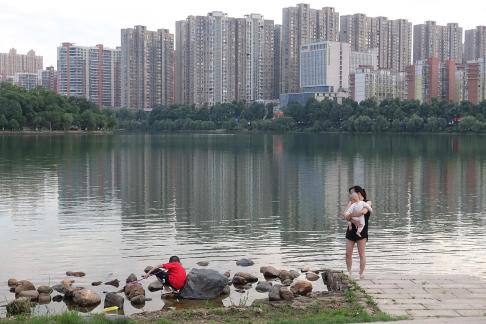 Silent by the lakeside 2