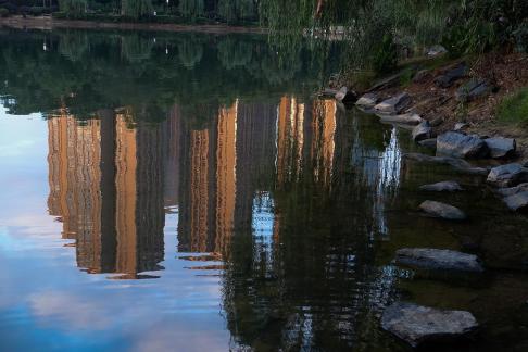 Silent by the lakeside 9