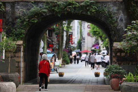 Time is quiet and peaceful 3