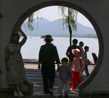 Leisure time in the park 11