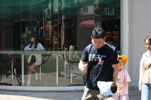 A moment on the street corner 1