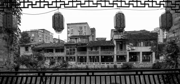 Light reflecting water charm 6