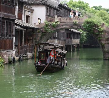 The sound of rowing in Jiangnan 3