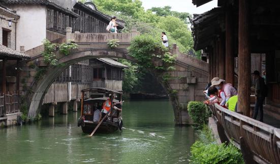 The sound of rowing in Jiangnan 6