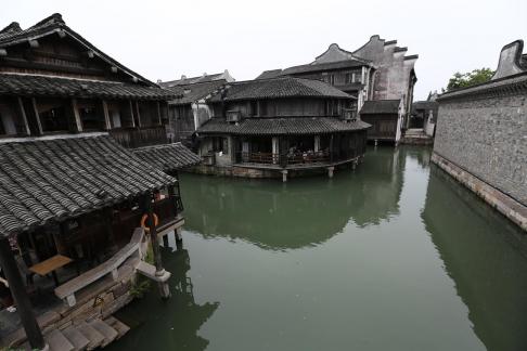 Water side house 9