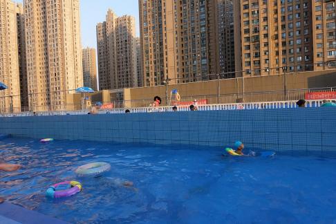 summer pool 1