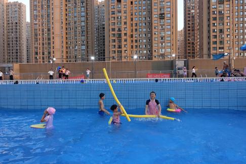 summer pool 10