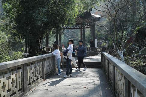 Journey to Yuelu Mountain 23