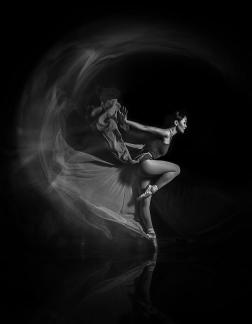 MOTION BLUR-BALET