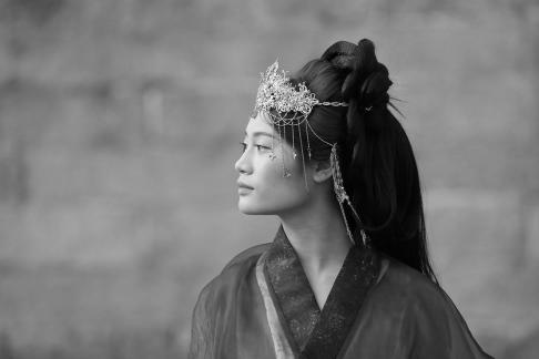 Beauty in ancient costume 2