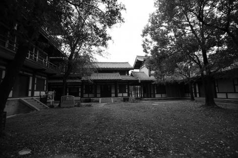 Visit the ancient city 51