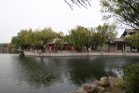 Visit the ancient city 64