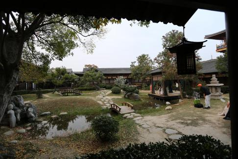 Visit the ancient city 58