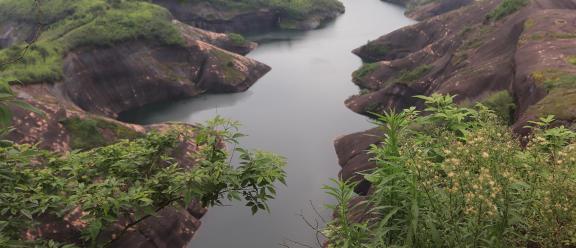 The Beauty of Mountains and Rivers5