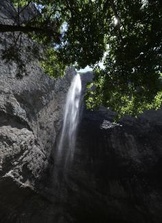 The Beauty of Mountains and Rivers8