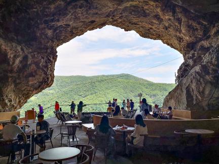 a place of unique beauty 5