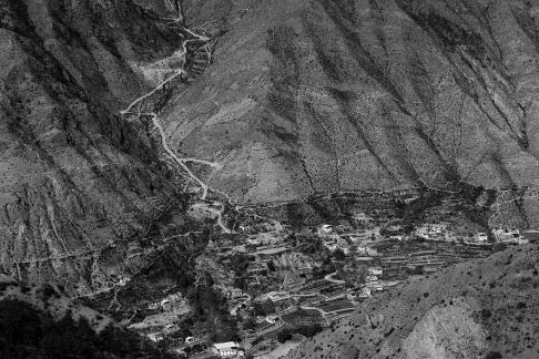 Scale of Mountains and Rivers 30
