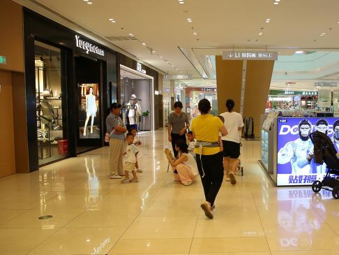 Strolling around the mall 23