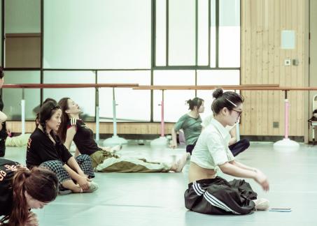 Dance students 3