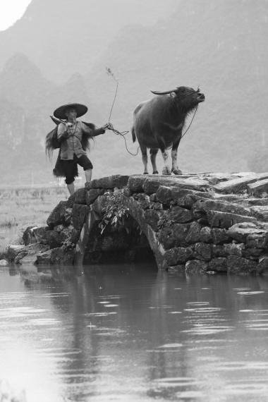 farmer at Guilian rainy day