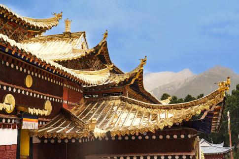 The golden eaves of Langmu Temple