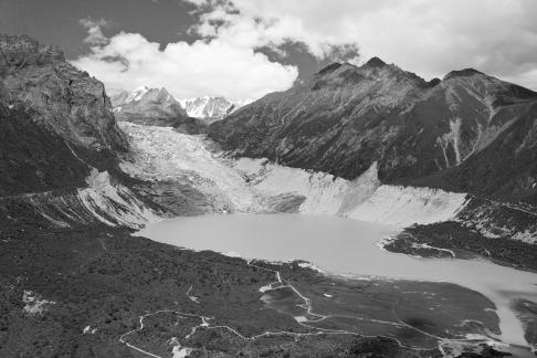 Sky Mirror Hanging Azure Xiu 3