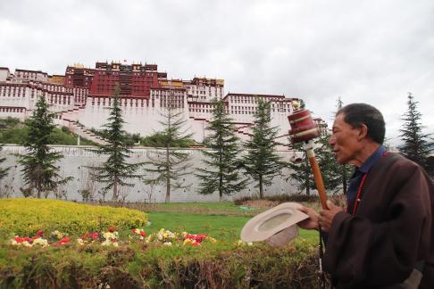 Take a photo in Xizang 6