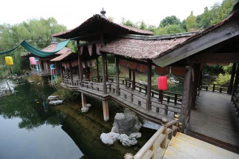 Visit the ancient city 79