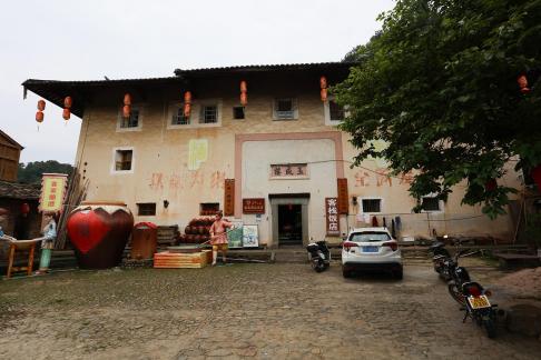 Earth house wooden building 7