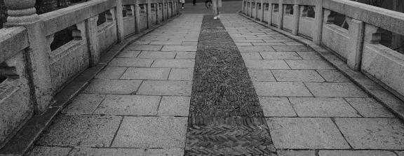 Blue stone pillow green 2