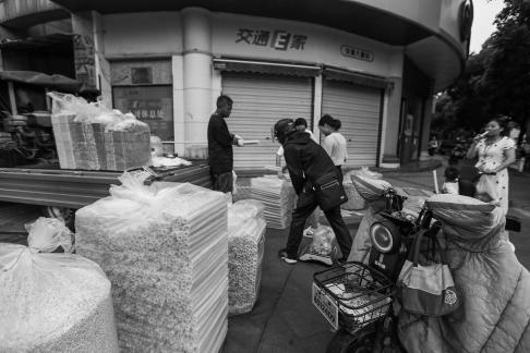 Floating light in the marketplace 1