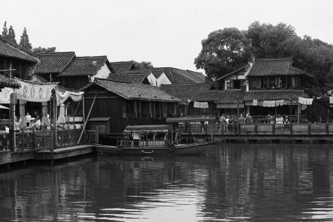 The sound of rowing in Jiangnan 27