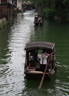 The sound of rowing in Jiangnan 21