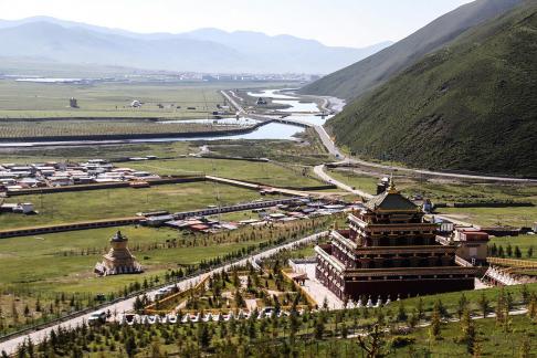 Tibetan houses 14