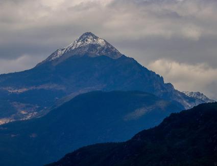 Cloud Cliff Dawn View 14