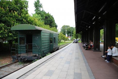 Train Memorial Hall 6