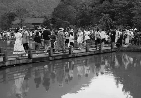 The Journey Along the Shuo River14