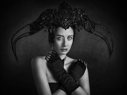 Lady with black gloves