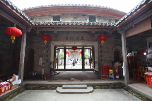 Hang lanterns high 14