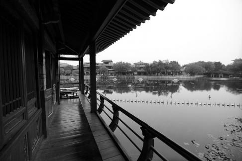 Visit the ancient city 81