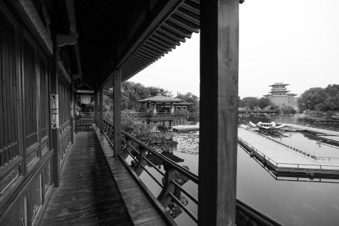 Visit the ancient city 83